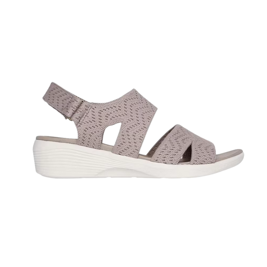 Skechers ARYA