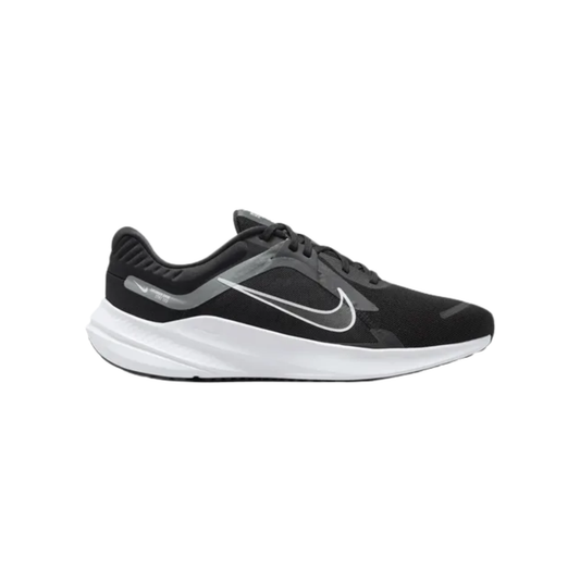 Nike Quest 5